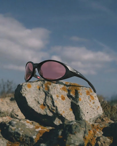Sunglasses Outdoor Product Shot